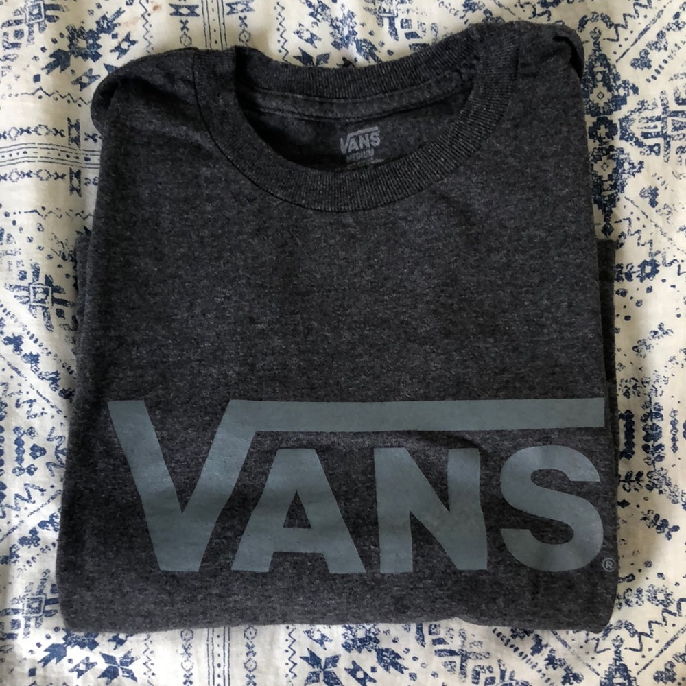 Charcoal grey vans t shirt